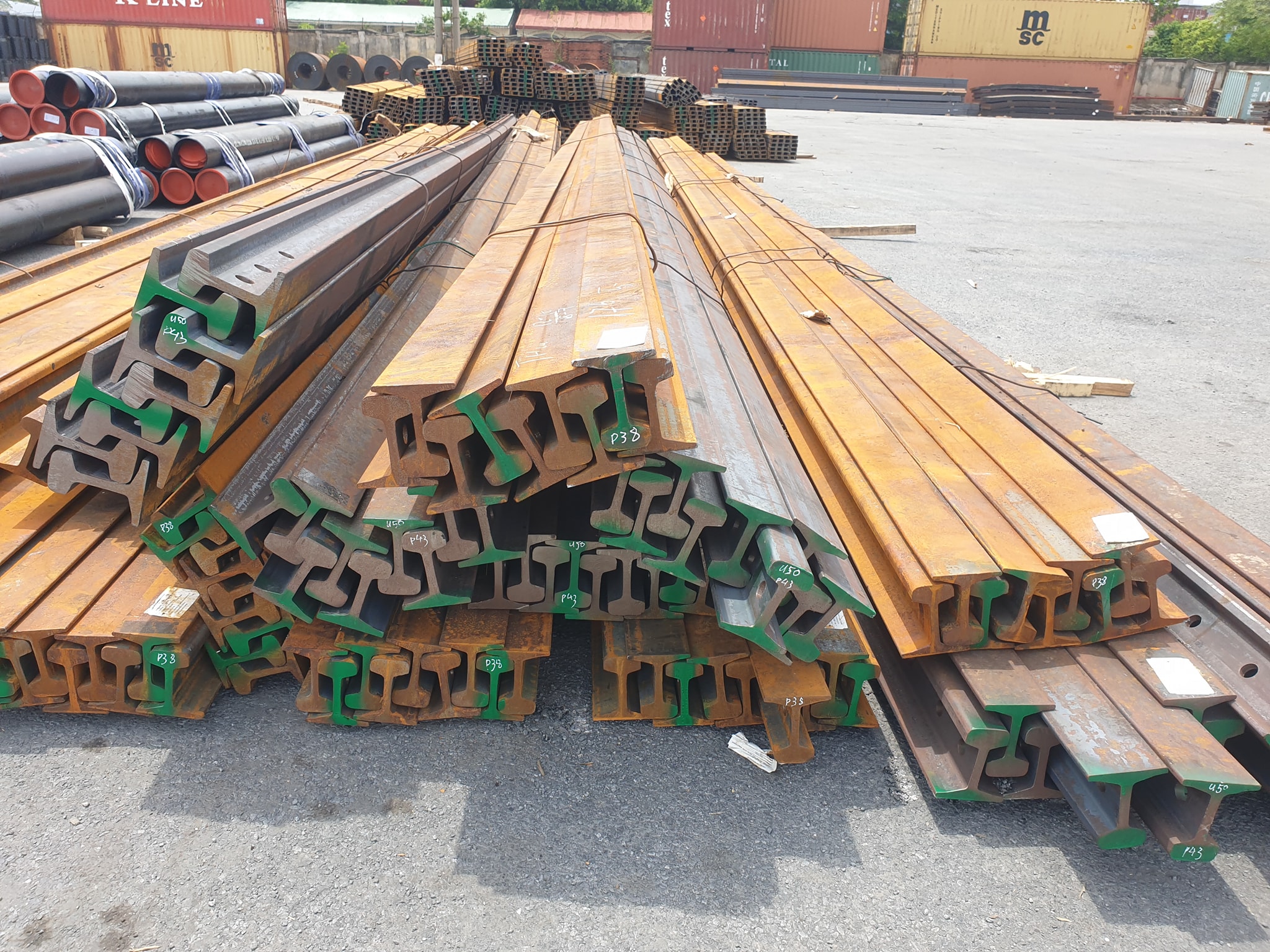 THÉP RAY VÀ PHỤ KIỆN
